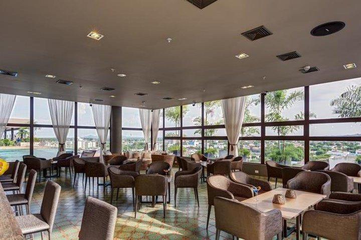 Ghl Hotel Montería Exteriör bild Restaurant