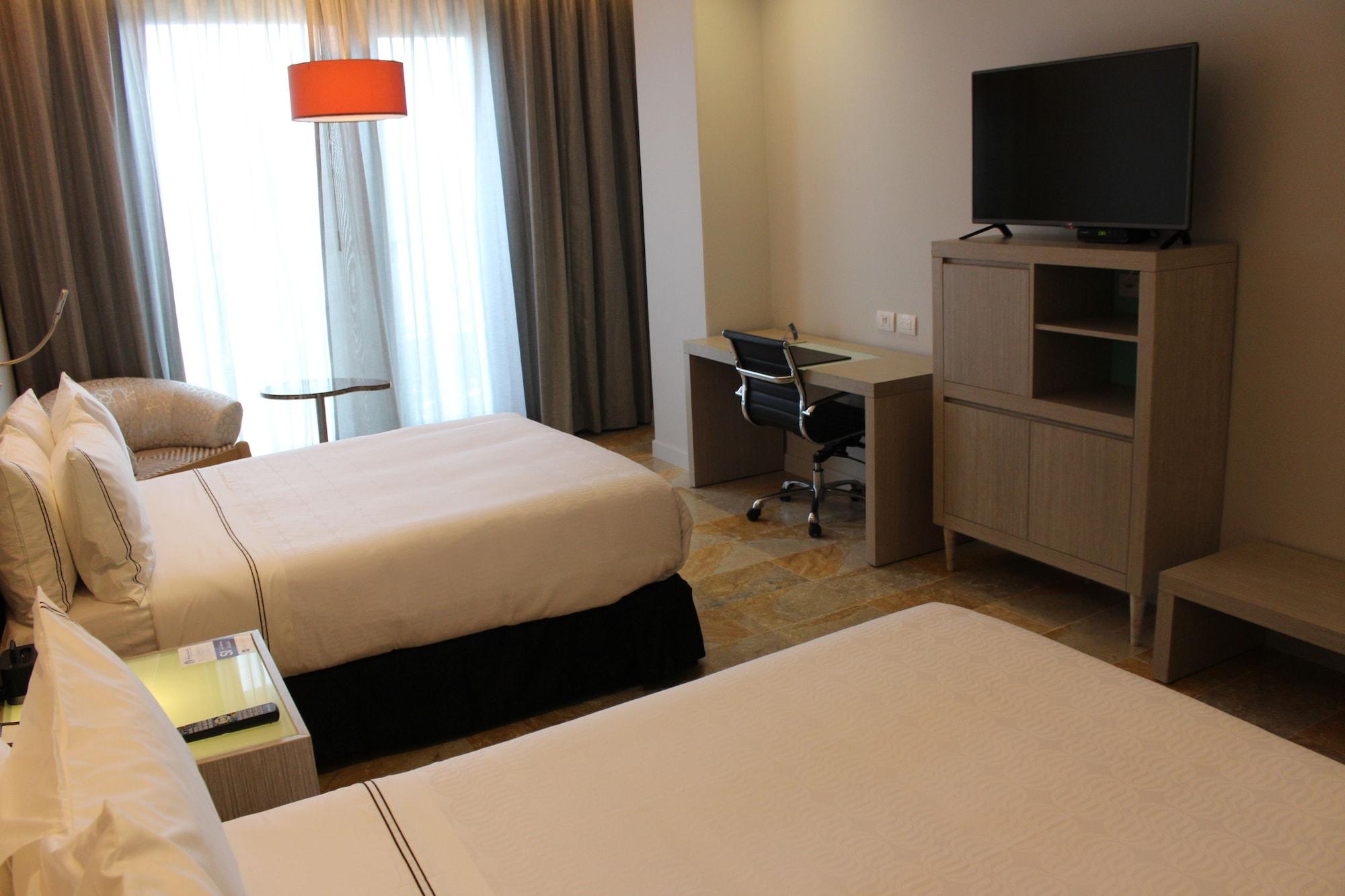 Ghl Hotel Montería Exteriör bild Deluxe room