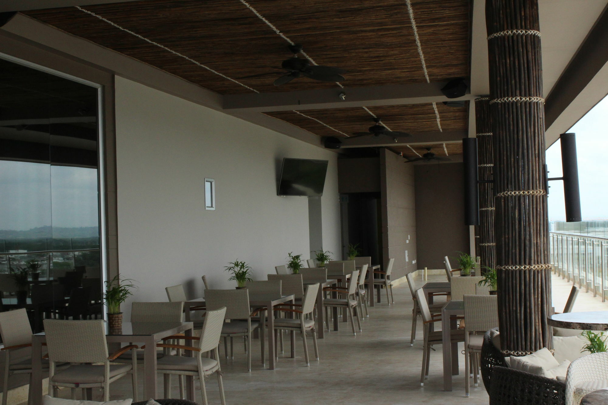 Ghl Hotel Montería Exteriör bild The Sky Bar